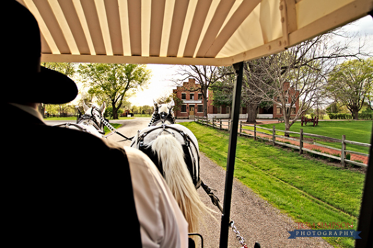 doc and dan pulling carriage through old nauvoo