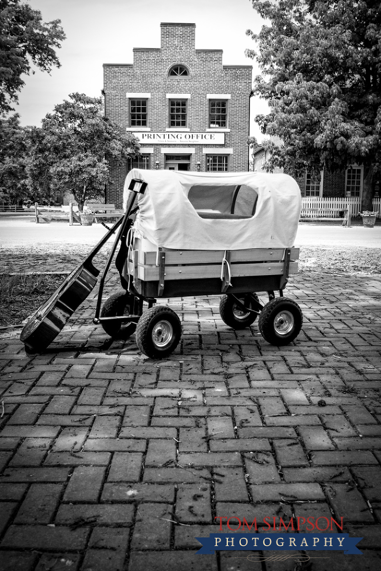 covered wagon for ypm props photo by tom simpson nauvoo photographer