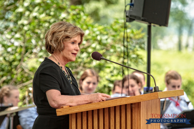 nauvoo photography by tom simpson of susan easton black durrant