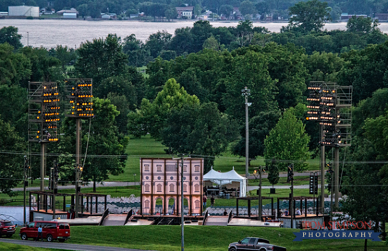 looking west over nauvoo pageant grounds toward mssissippi river