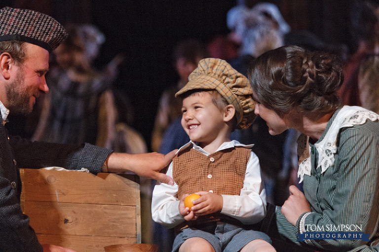 adorable kid in british pageant in nauvoo