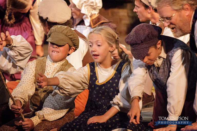 cute kids in british pageant in nauvoo