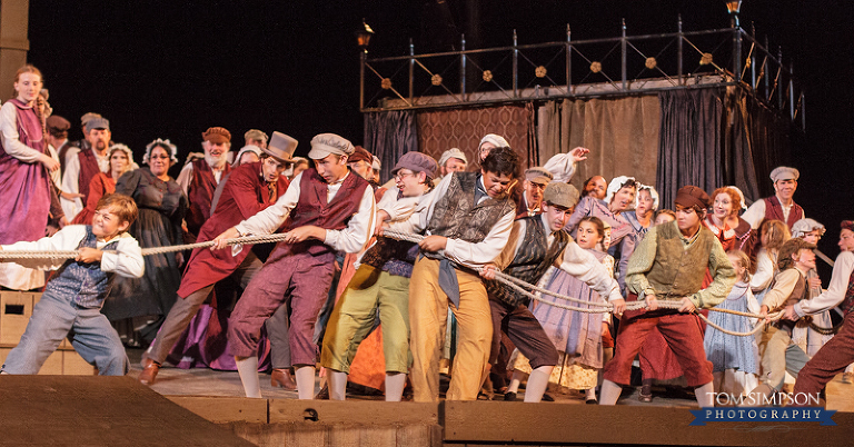 boys tug of war in british pageant in nauvoo