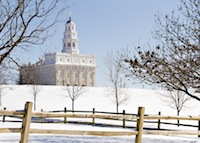nauvoo temple snowy day by tom simpson photography