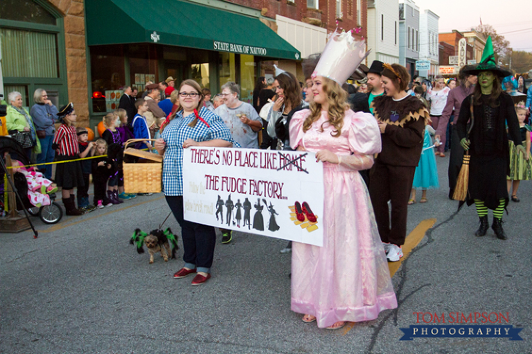 nauvoo pumpkin walk parade