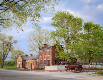 jonathan browning gun shop historic nauvoo tom simpson