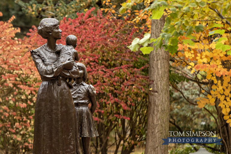 fall colors in historic nauvoo il tom simpson photography