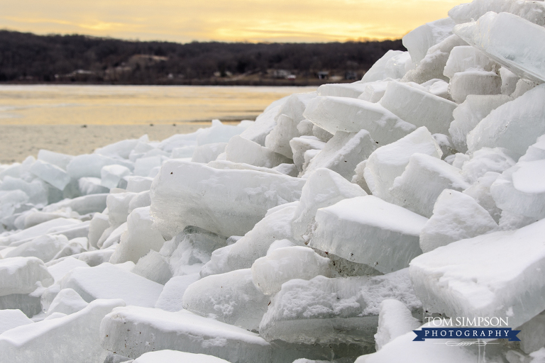 ice piles on the river nauvoo images