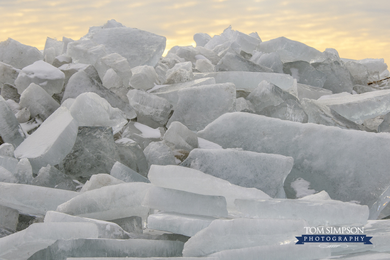 ice piles on mississippi river bank nauvoo images